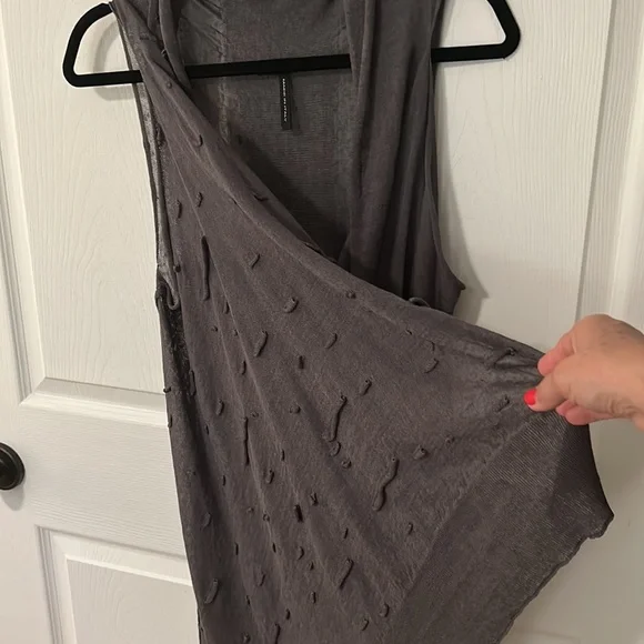 Sarah Pacini Sweater - Picture 9 of 13